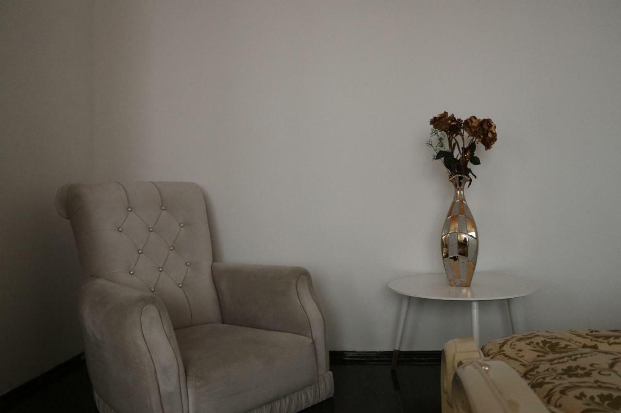 The Lakehouse Villa Neusiedl Am See Wienerstrasse 8 ภายนอก รูปภาพ