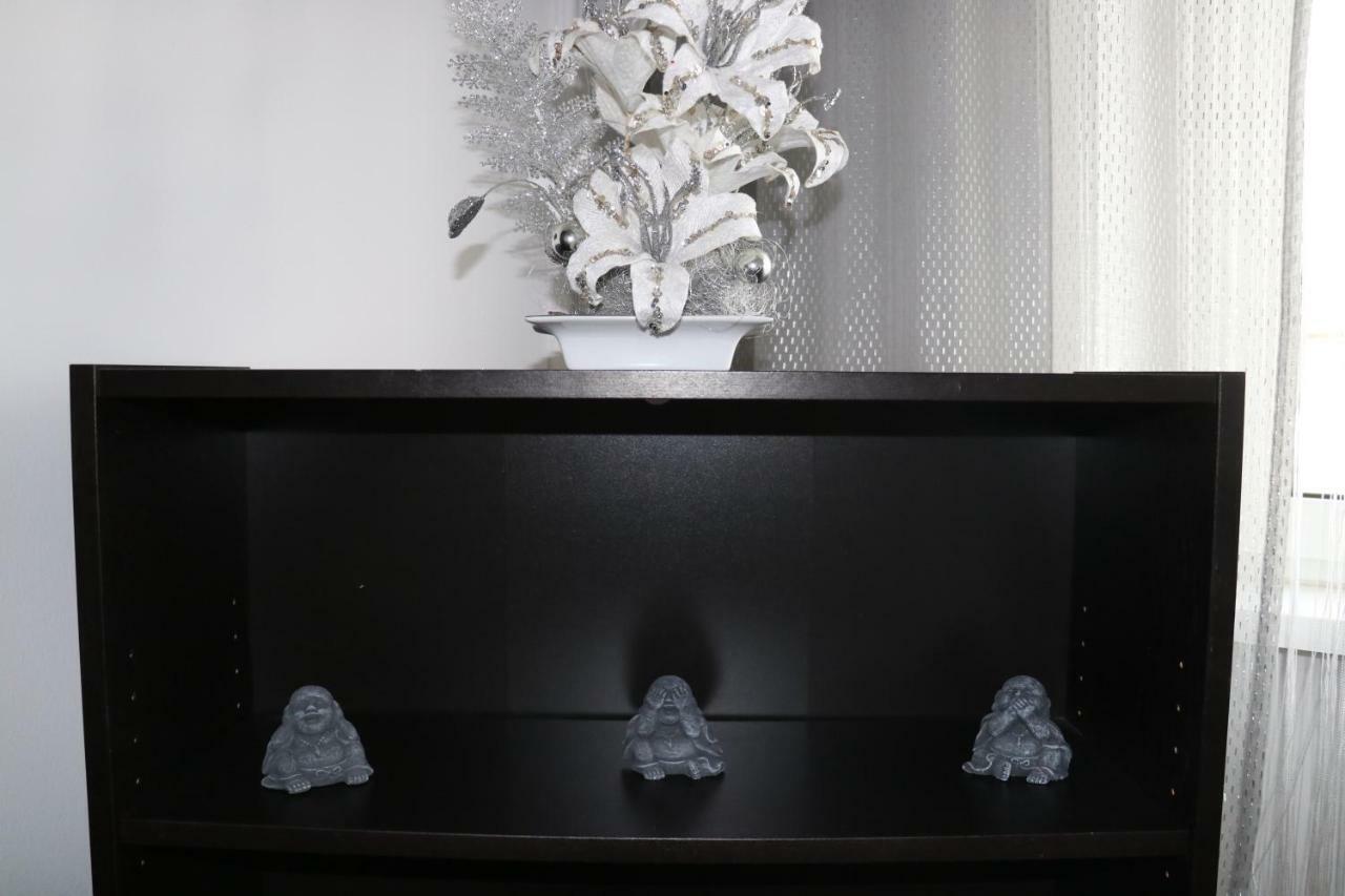 The Lakehouse Villa Neusiedl Am See Wienerstrasse 8 ภายนอก รูปภาพ