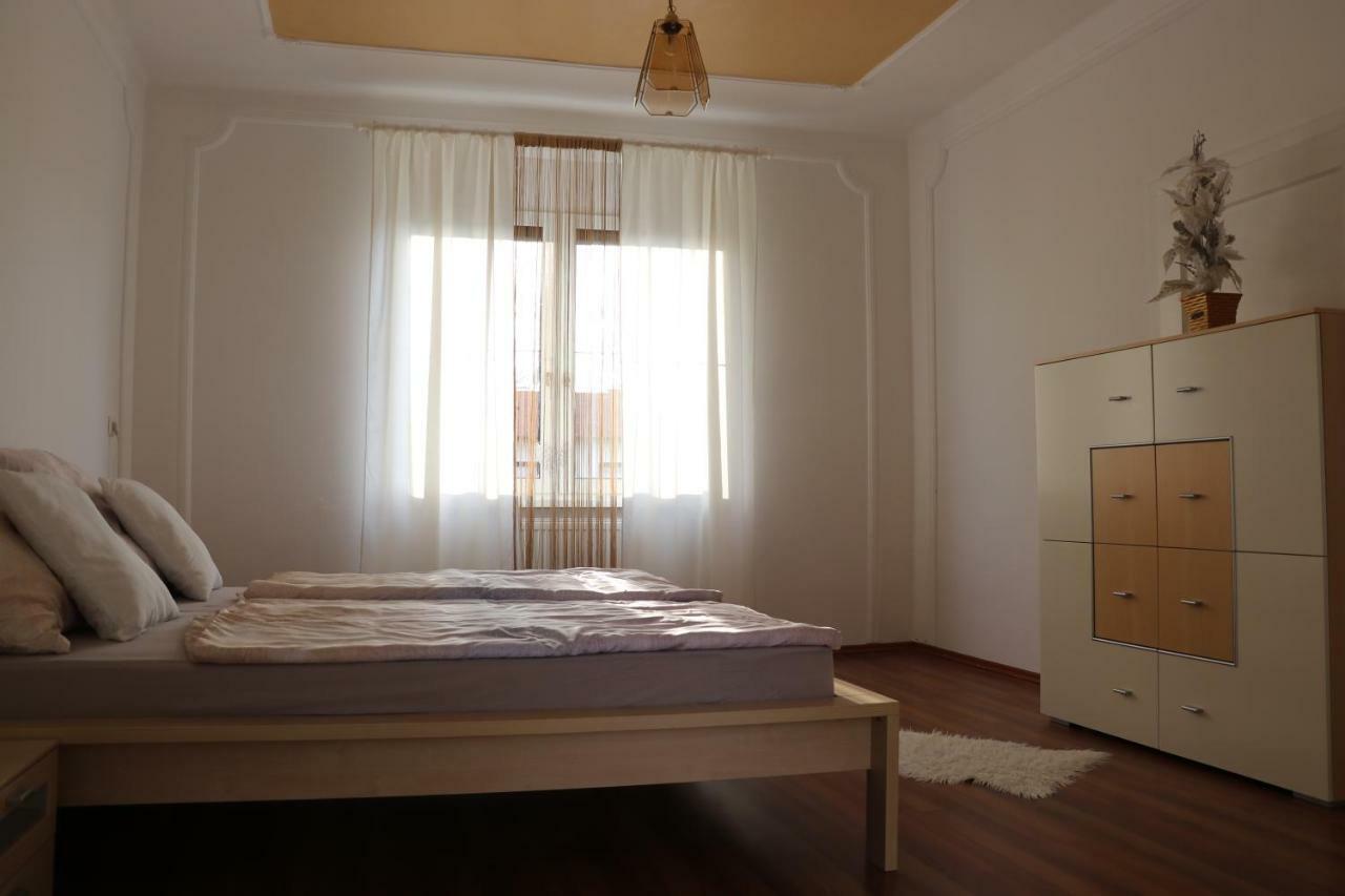 The Lakehouse Villa Neusiedl Am See Wienerstrasse 8 ภายนอก รูปภาพ