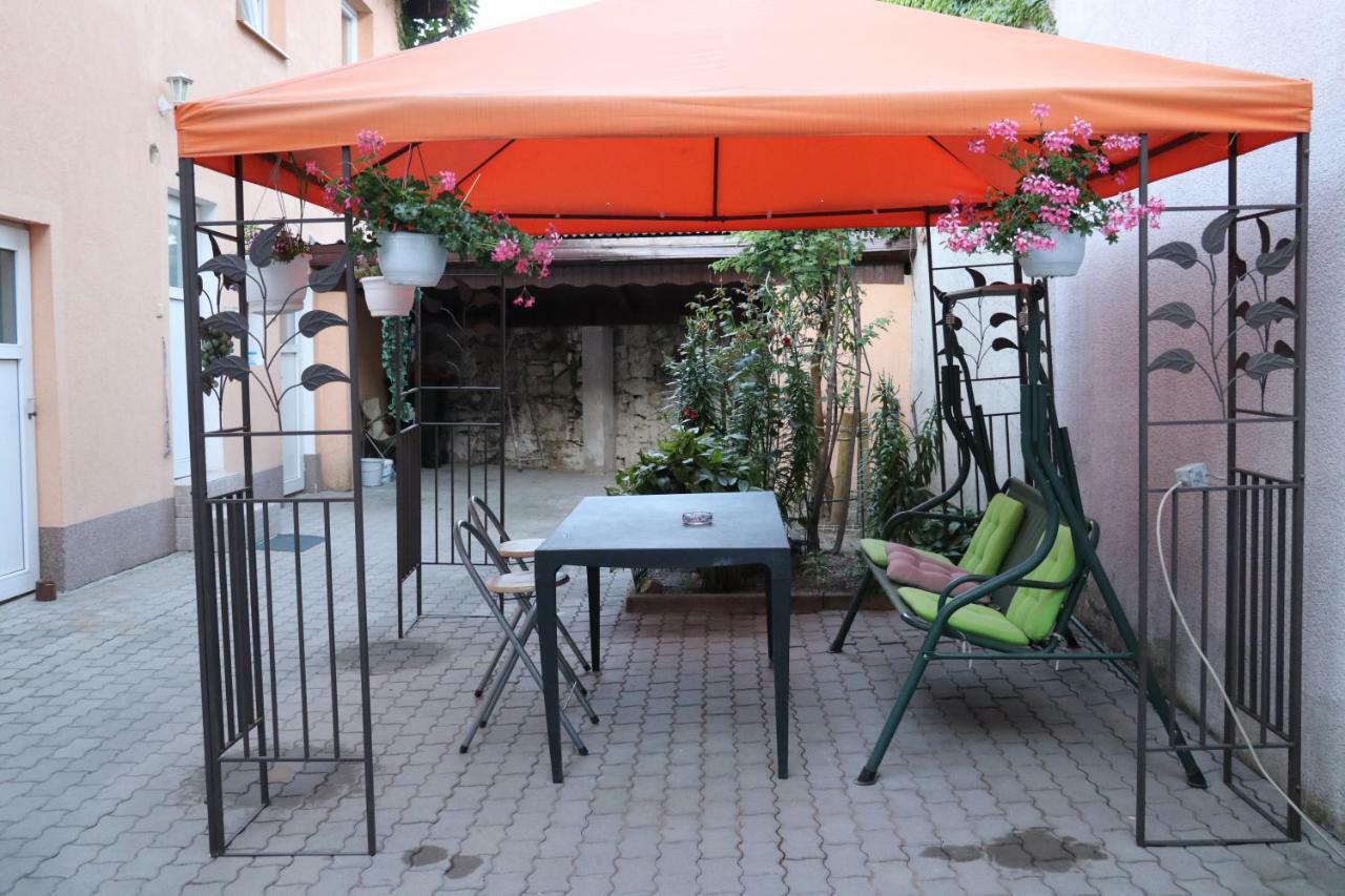 The Lakehouse Villa Neusiedl Am See Wienerstrasse 8 ภายนอก รูปภาพ